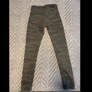 Lucky Camo Jeggings